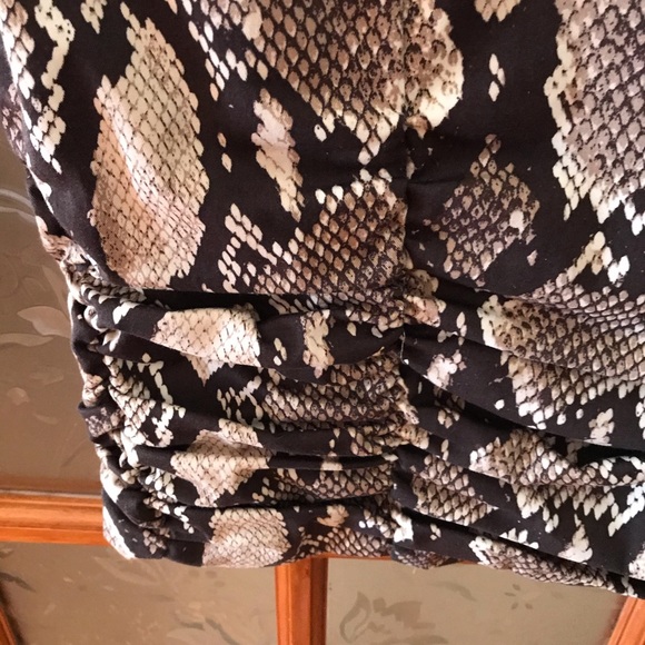 LOVE MOSCHINO Dress - Picture 4 of 10